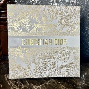 Dior - J’adore Fragrance - Gold and White 2023 Holiday Gift Box